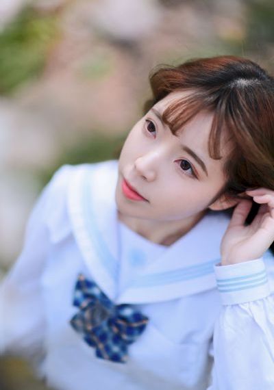 美女黄18岁以下禁止观看_完整无删减版